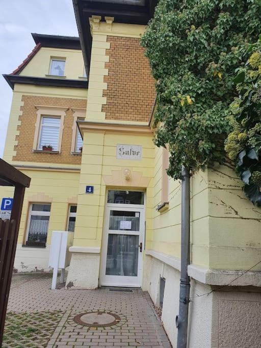Ferienwohnung Direkt Am Kurpark Mit Gradierwerk Solestadt บาดดัวร์เรนแบร์ก ภายนอก รูปภาพ